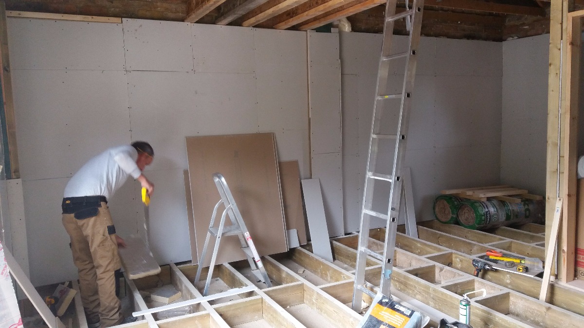Builder: Image 1